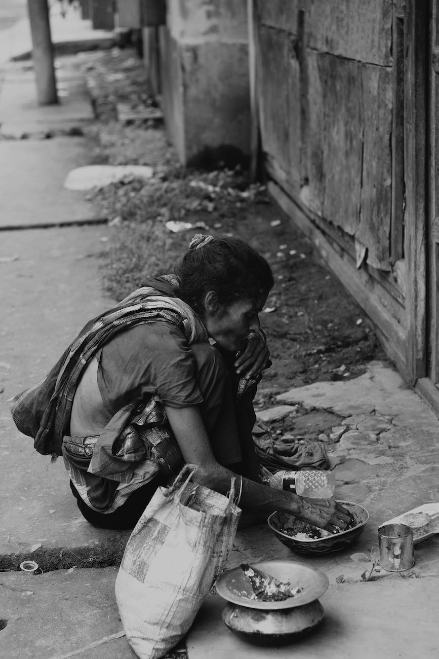 An image that portrays poverty and suffering. 