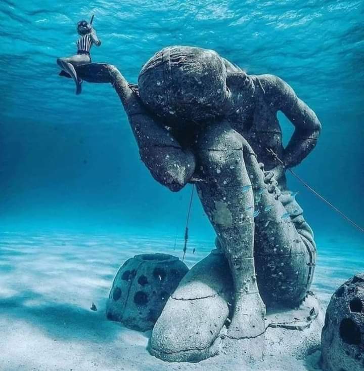 Amazing Underwater Ruins All Over The World.